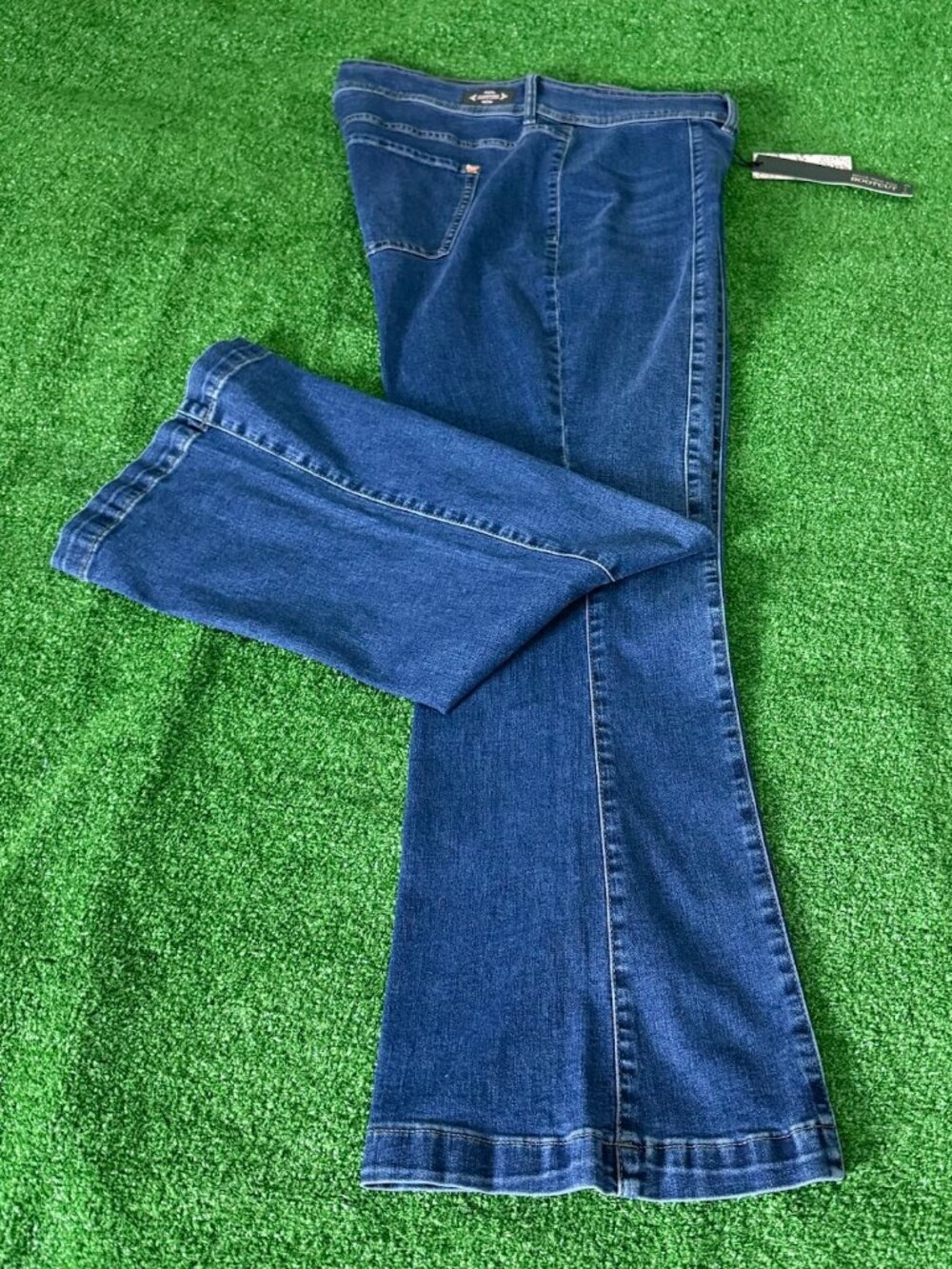 Nanette Lepore Belle Front Seam High Rise Boot Cut Dark Blue Jeans Size 14W NWT